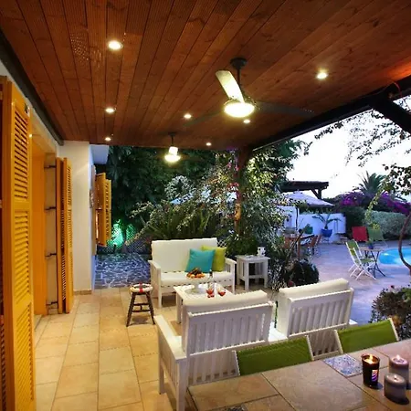 Hotel 3 Bedroom - Ayios Elias Hilltop Protaras